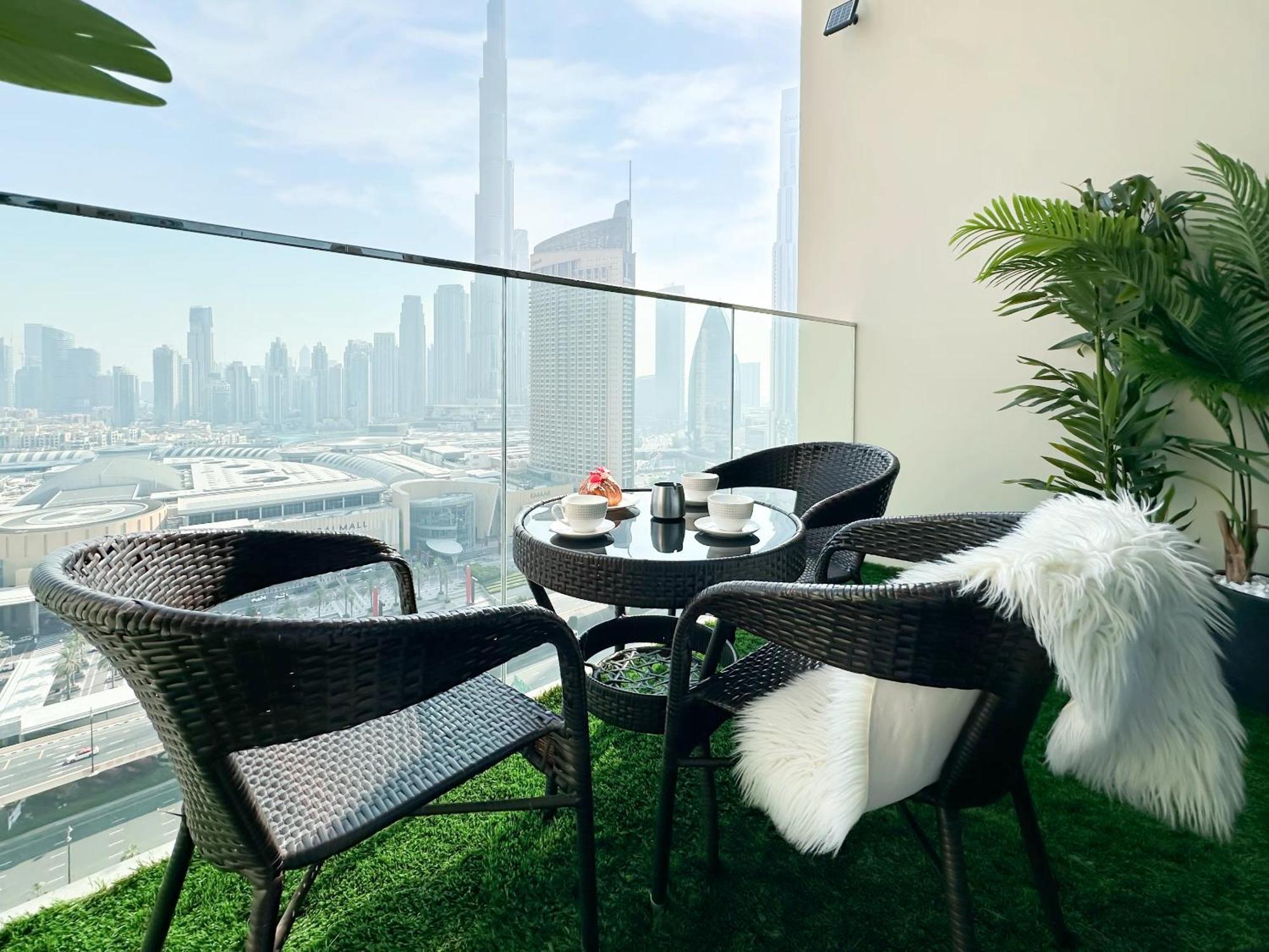 Stylish 2 Bedroom Dior-Inspired Apartment Connected To Dubai Mall 外观 照片