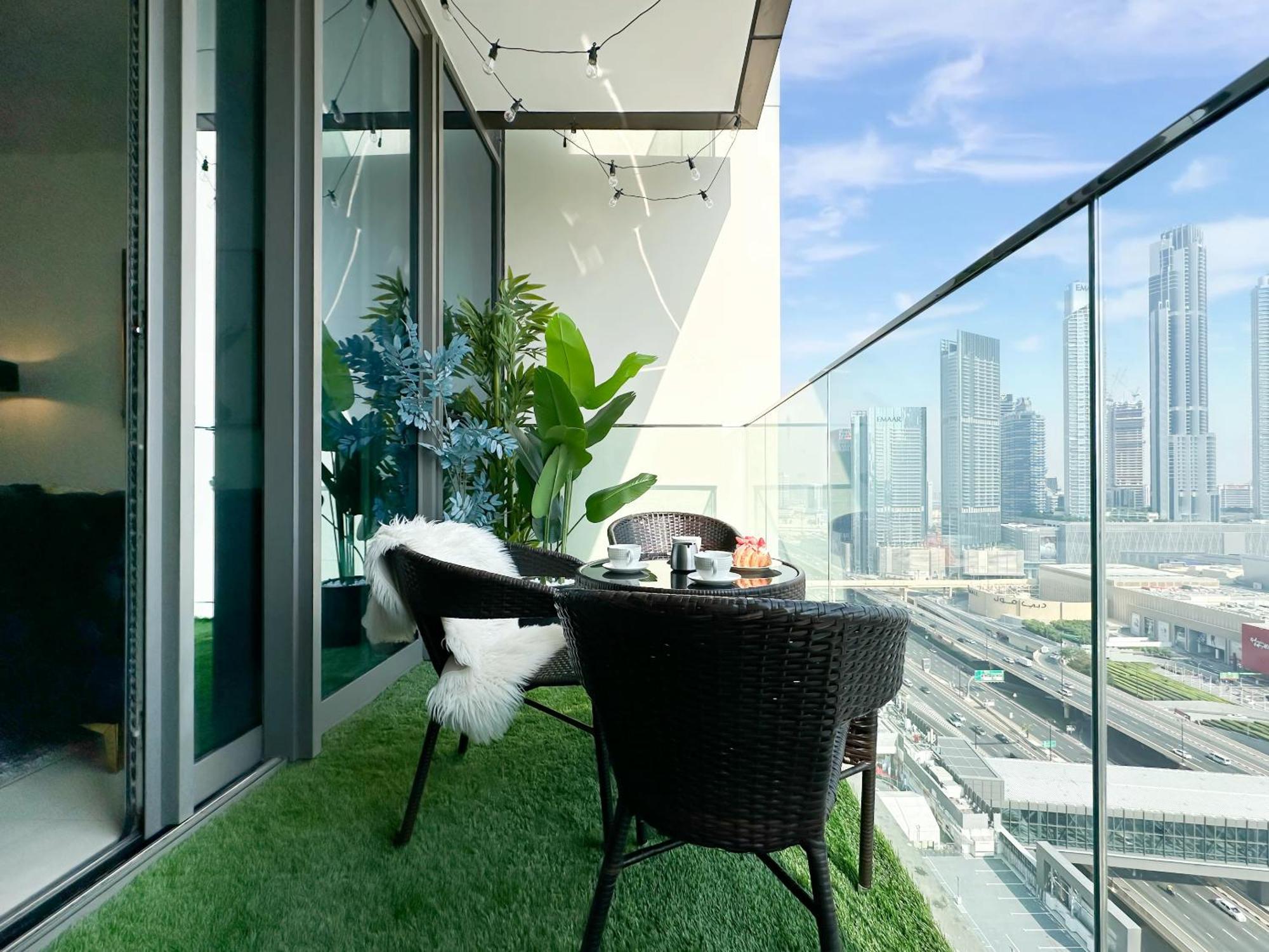 Stylish 2 Bedroom Dior-Inspired Apartment Connected To Dubai Mall 外观 照片
